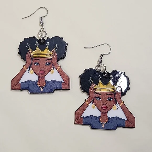 💥LAST PAIR💥 Royal Afro Queen Lightweight Drop Earrings - Picture 6 of 6